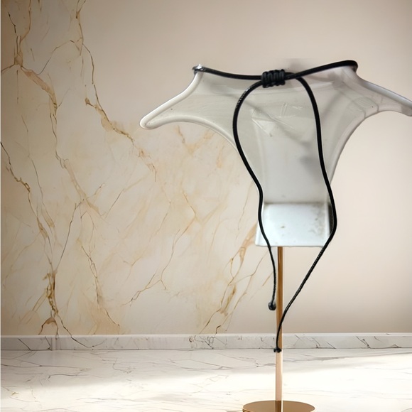 Brown eye Pendant Necklace - Picture 3 of 3